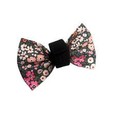 Lade das Bild in den Galerie-Viewer, Flower Field - Bow