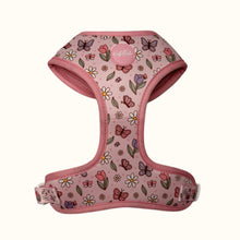 Lade das Bild in den Galerie-Viewer, Enchanted Flutter - Geschirr