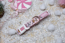 Lade das Bild in den Galerie-Viewer, Merry Pinkmas - Halsband