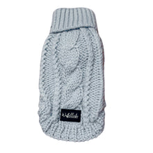 Lade das Bild in den Galerie-Viewer, Cosy Jumper - Baby Blue