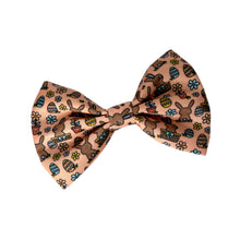 Lade das Bild in den Galerie-Viewer, Spring Rabbits - Bow