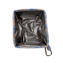 Lade das Bild in den Galerie-Viewer, Coastal Breeze - Faltbarer Wassernapf
