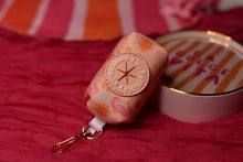 Lade das Bild in den Galerie-Viewer, Summer Crush- Poo Bag
