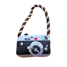 Lade das Bild in den Galerie-Viewer, It´s Picture Day - Hundespielzeug
