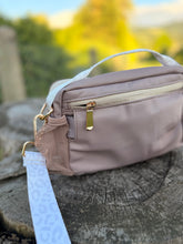 Lade das Bild in den Galerie-Viewer, ALL IN Walking Bag - LEO Greige
